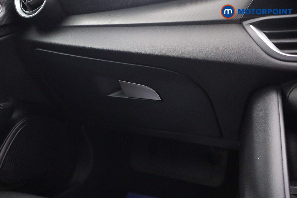 Alfa Romeo Giulia Veloce Automatic Petrol Saloon - Stock Number (1677587) - 14th supplementary image