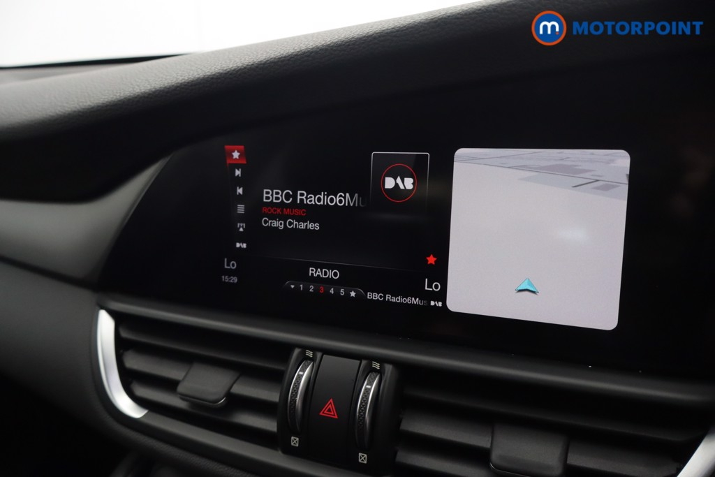 Alfa Romeo Giulia Veloce Automatic Petrol Saloon - Stock Number (1677587) - 15th supplementary image