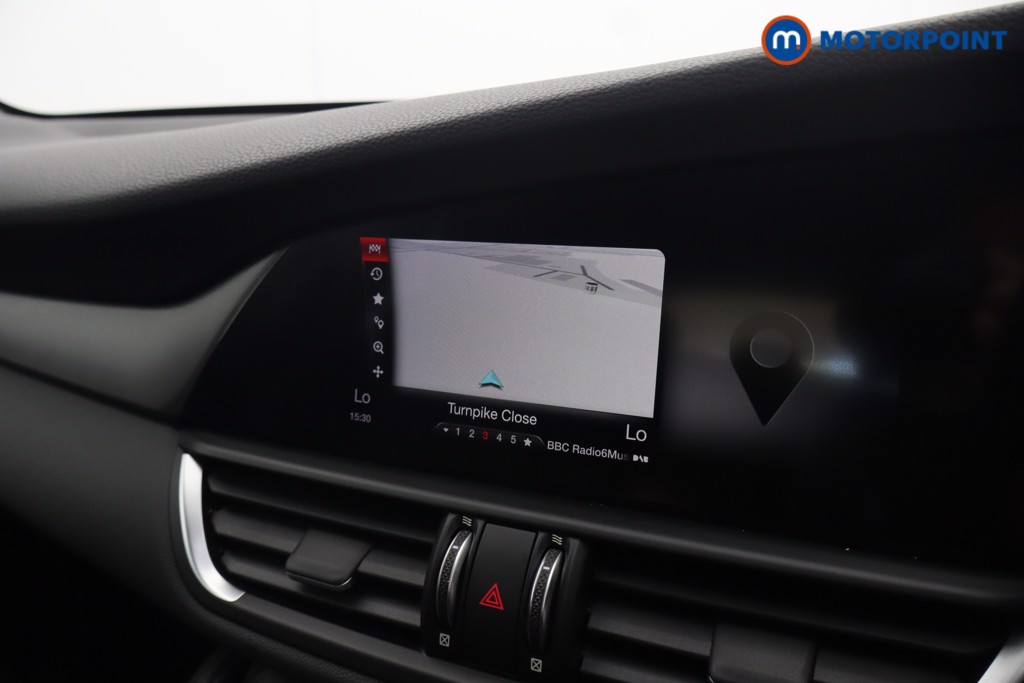 Alfa Romeo Giulia Veloce Automatic Petrol Saloon - Stock Number (1677587) - 19th supplementary image