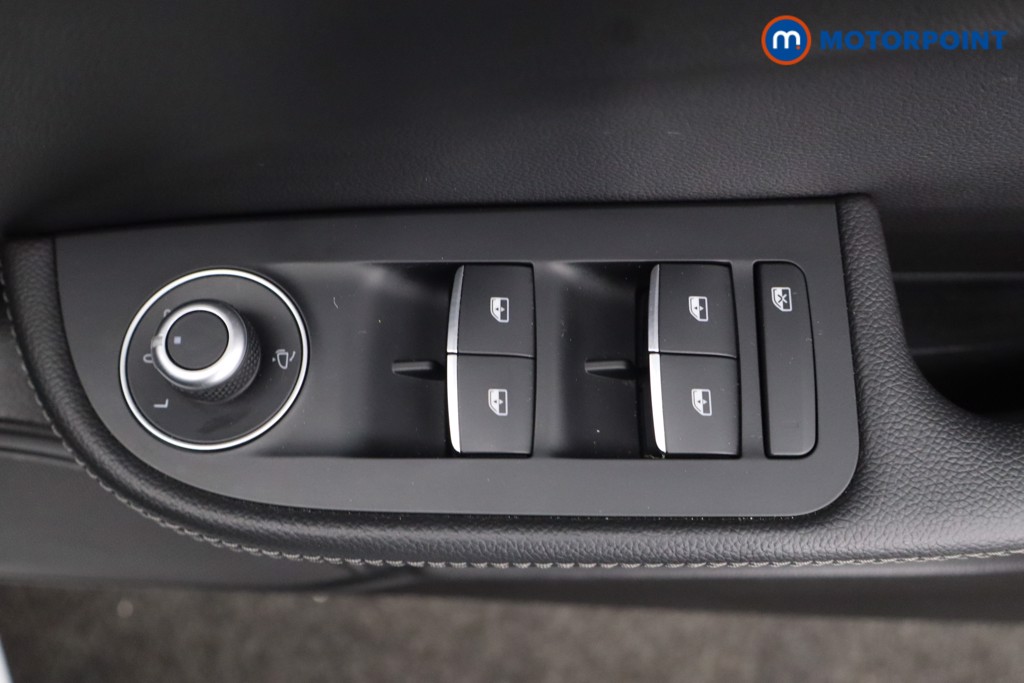 Alfa Romeo Giulia Veloce Automatic Petrol Saloon - Stock Number (1677587) - 24th supplementary image