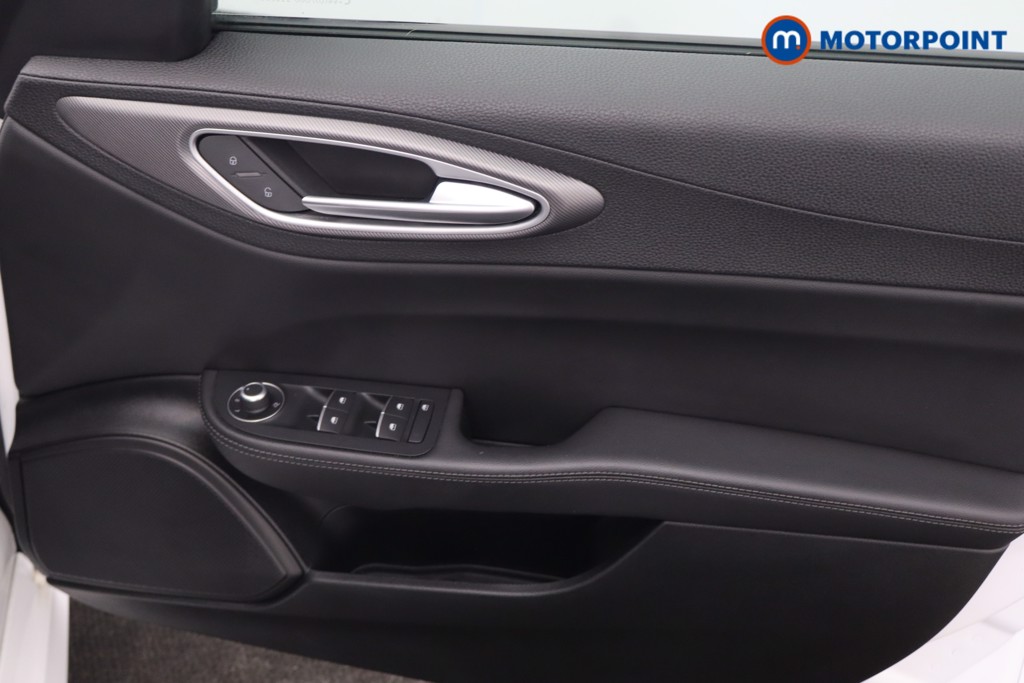 Alfa Romeo Giulia Veloce Automatic Petrol Saloon - Stock Number (1677587) - 29th supplementary image