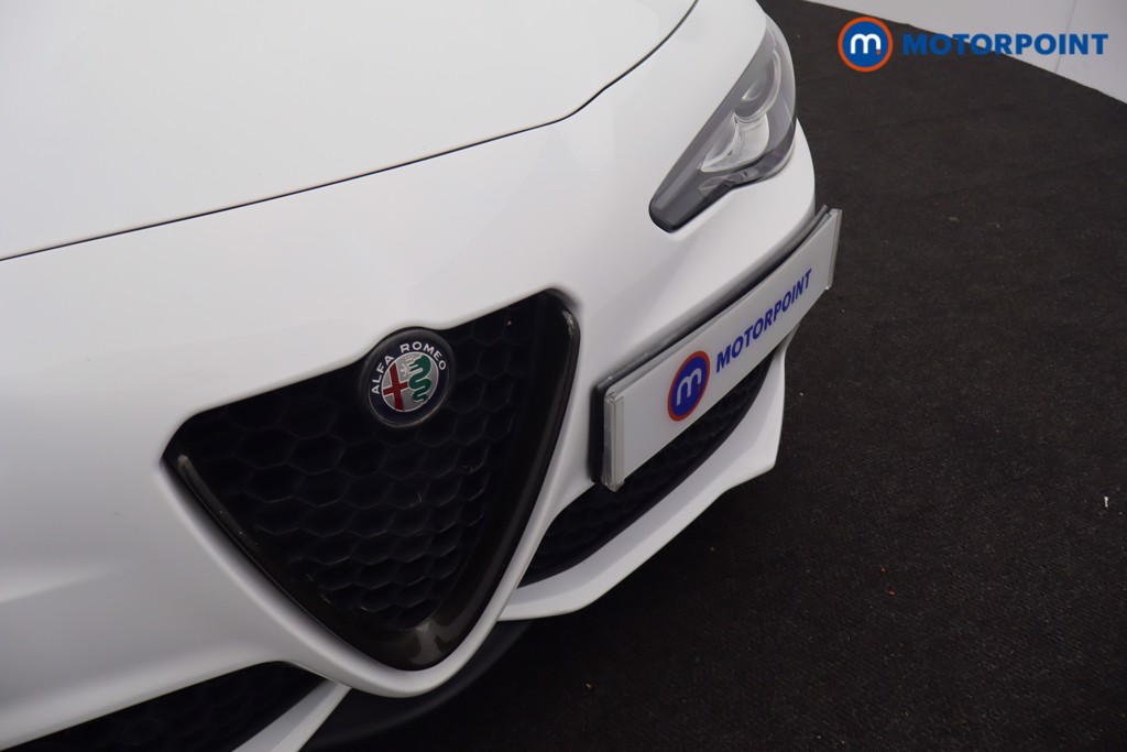 Alfa Romeo Giulia Veloce Automatic Petrol Saloon - Stock Number (1677587) - 45th supplementary image