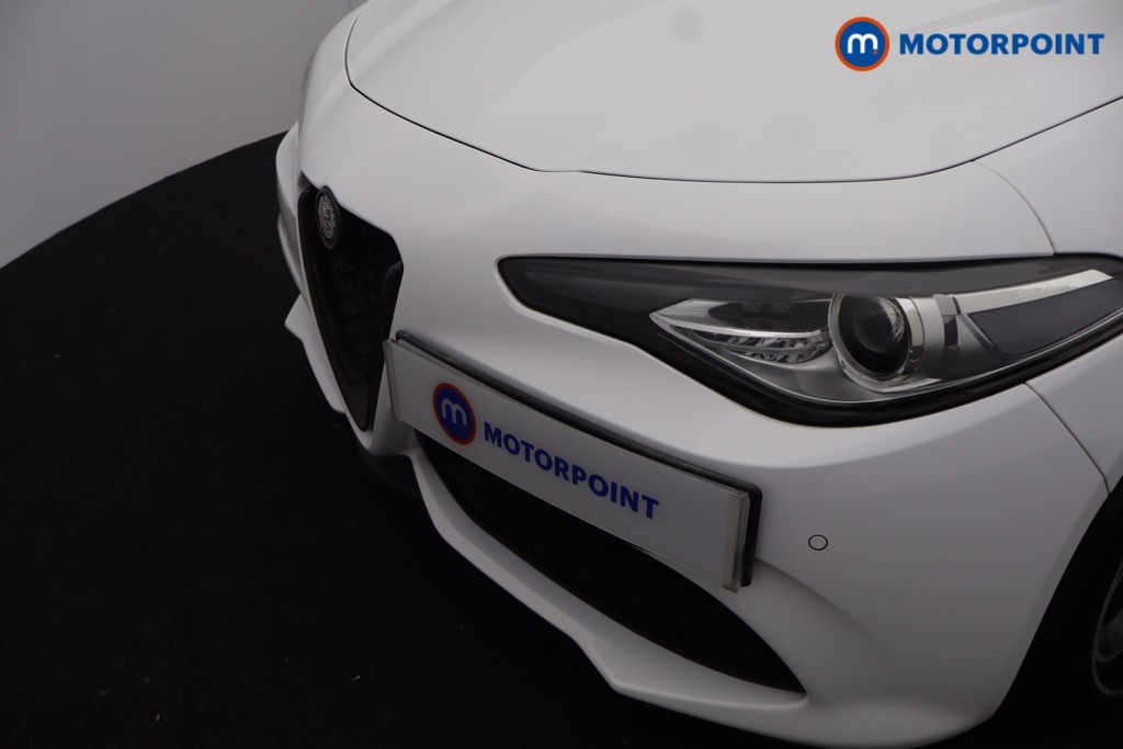 Alfa Romeo Giulia Veloce Automatic Petrol Saloon - Stock Number (1677587) - 46th supplementary image