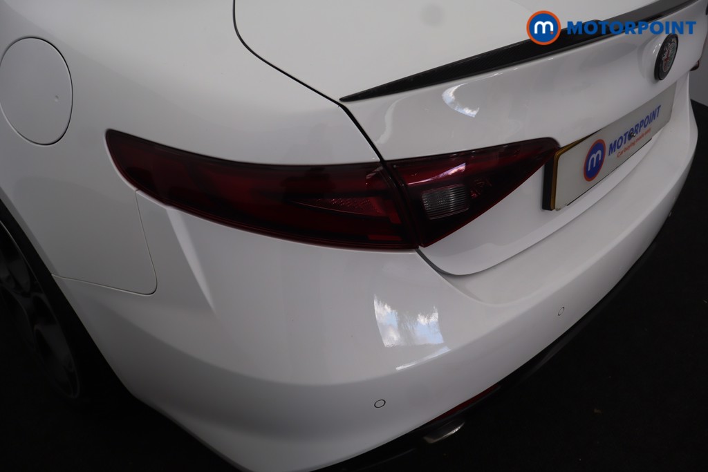 Alfa Romeo Giulia Veloce Automatic Petrol Saloon - Stock Number (1677587) - 48th supplementary image
