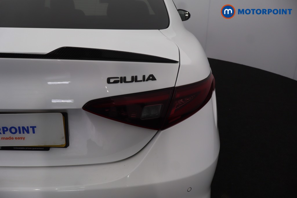 Alfa Romeo Giulia Veloce Automatic Petrol Saloon - Stock Number (1677587) - 49th supplementary image
