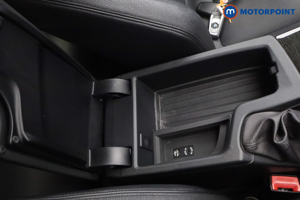 BMW 3 Series Luxury Automatic Petrol Saloon - Stock Number (1677623) - 16th supplementary image