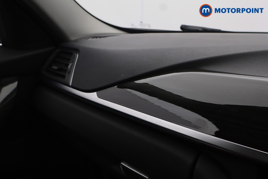 BMW 3 Series Luxury Automatic Petrol Saloon - Stock Number (1677623) - 21st supplementary image