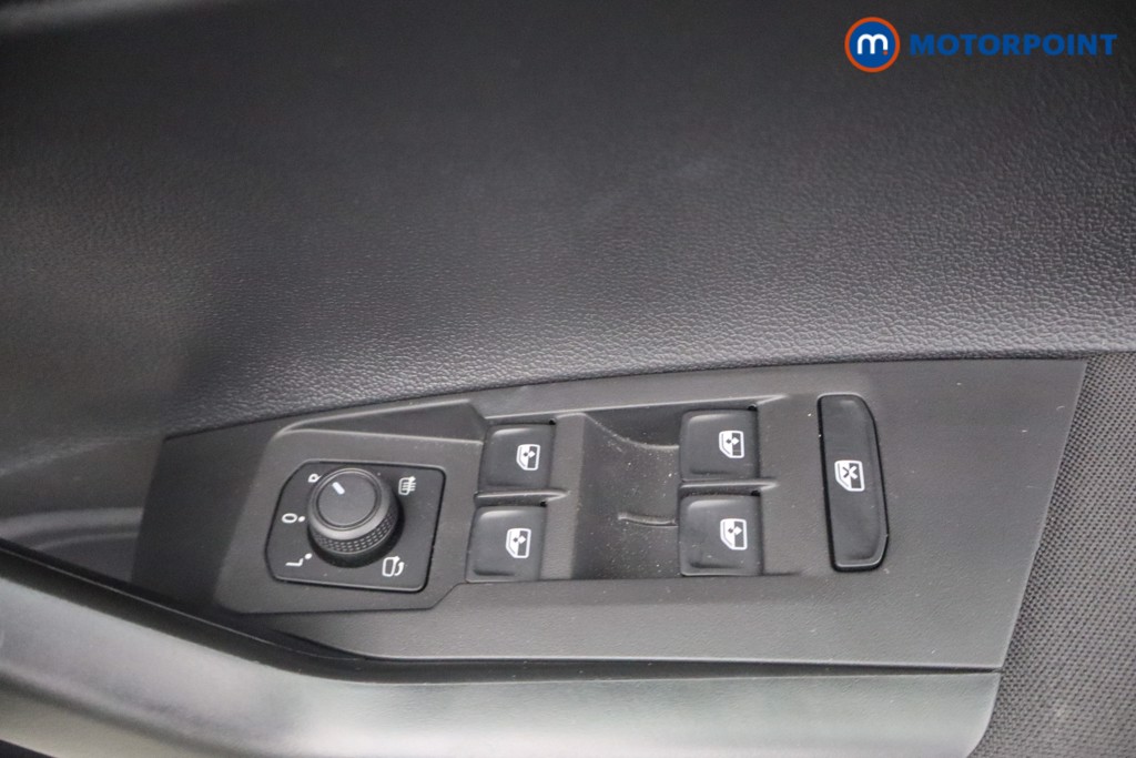 Volkswagen Polo Life Automatic Petrol Hatchback - Stock Number (1677692) - 8th supplementary image