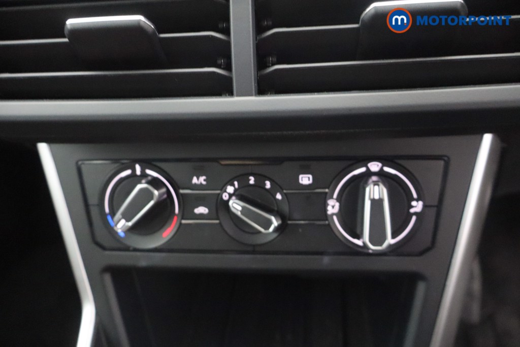Volkswagen Polo Life Automatic Petrol Hatchback - Stock Number (1677692) - 14th supplementary image