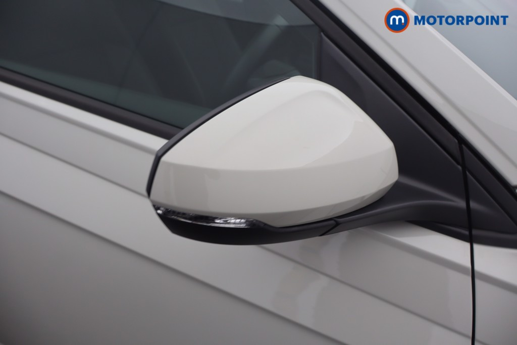 Volkswagen Polo Life Automatic Petrol Hatchback - Stock Number (1677692) - 17th supplementary image