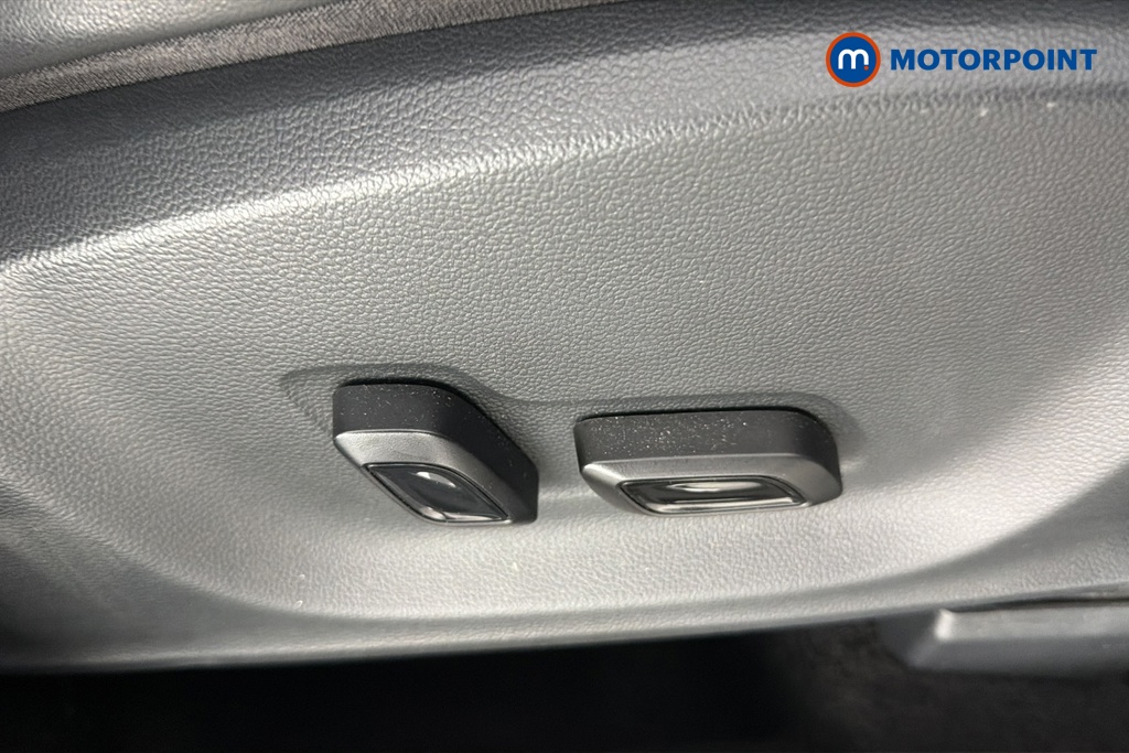 Mg Motor Uk ZS Exclusive Manual Petrol SUV - Stock Number (1677711) - 23rd supplementary image