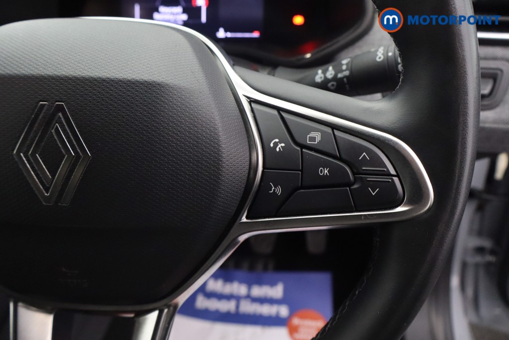 Renault Clio Techno Manual Petrol Hatchback - Stock Number (1677933) - 4th supplementary image