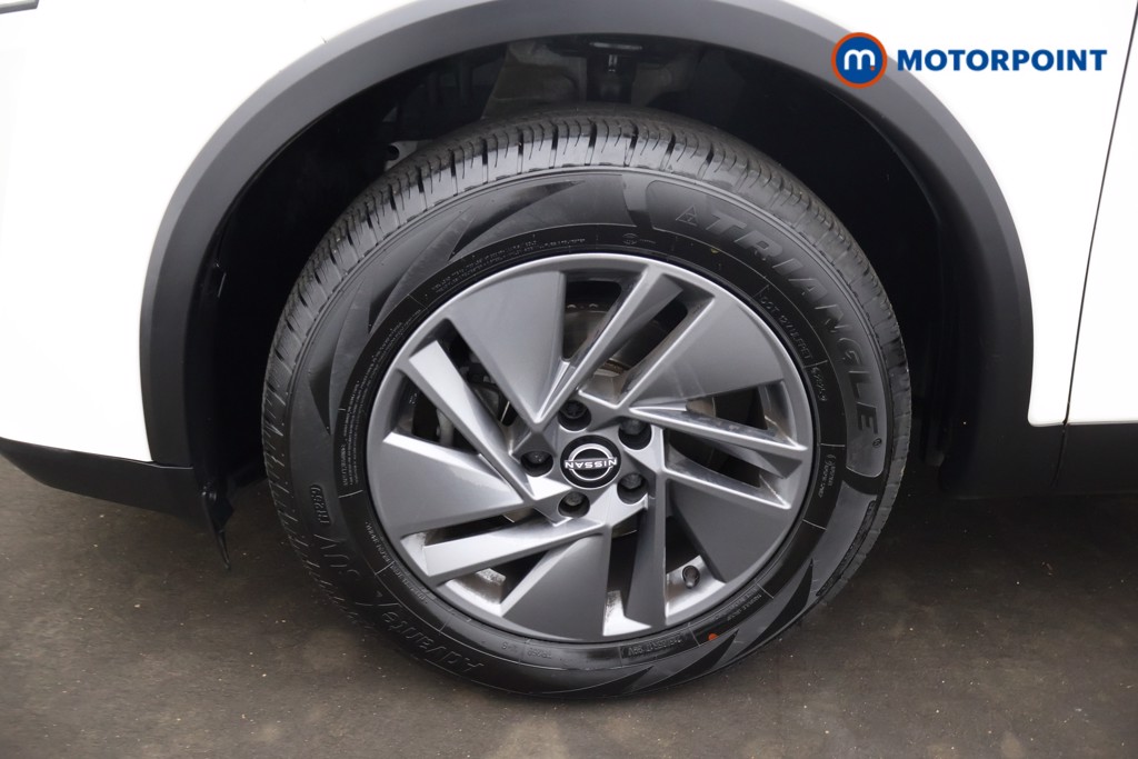 Nissan Qashqai Acenta Premium Automatic Petrol SUV - Stock Number (1678019) - 33rd supplementary image