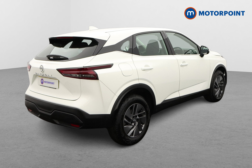 Nissan Qashqai Acenta Premium Automatic Petrol SUV - Stock Number (1678019) - Drivers side rear corner