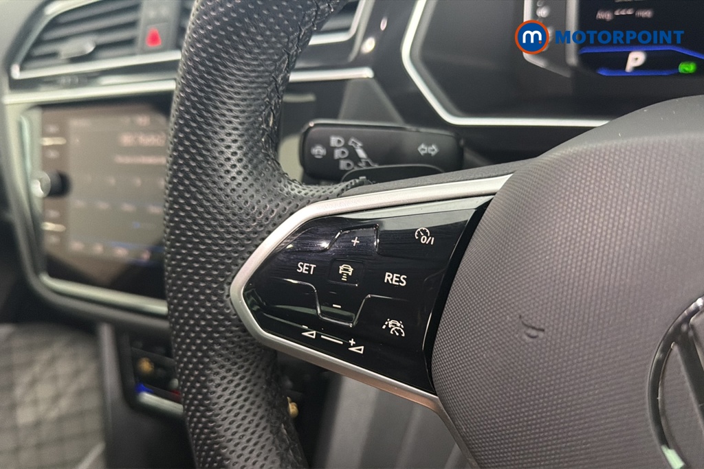 Volkswagen Tiguan R-Line Automatic Petrol SUV - Stock Number (1678028) - 4th supplementary image