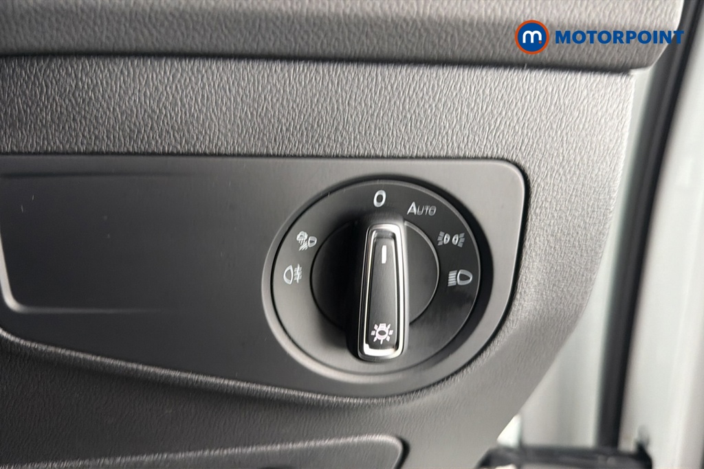 Volkswagen Tiguan R-Line Automatic Petrol SUV - Stock Number (1678028) - 11th supplementary image
