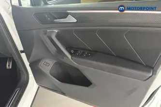 Volkswagen Tiguan R-Line Automatic Petrol SUV - Stock Number (1678028) - 18th supplementary image