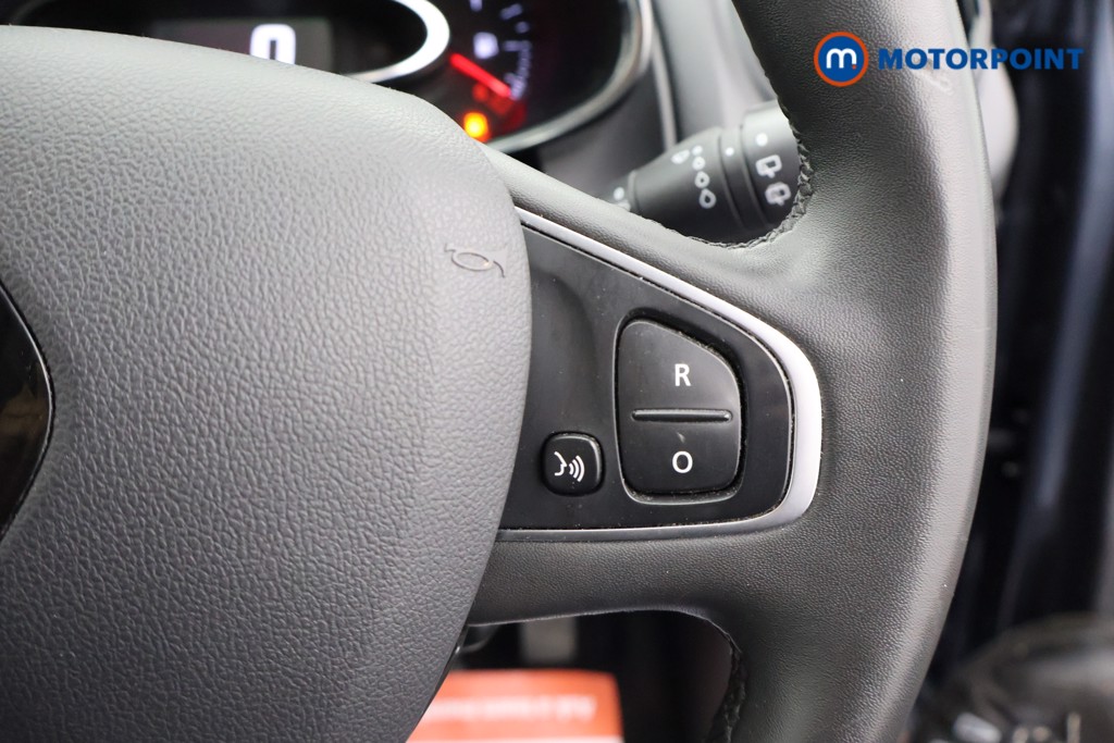 Renault Clio Iconic Manual Petrol Hatchback - Stock Number (1678151) - 3rd supplementary image