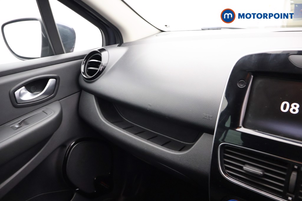 Renault Clio Iconic Manual Petrol Hatchback - Stock Number (1678151) - 10th supplementary image