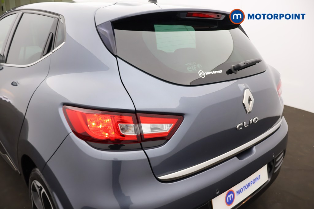 Renault Clio Iconic Manual Petrol Hatchback - Stock Number (1678151) - 22nd supplementary image