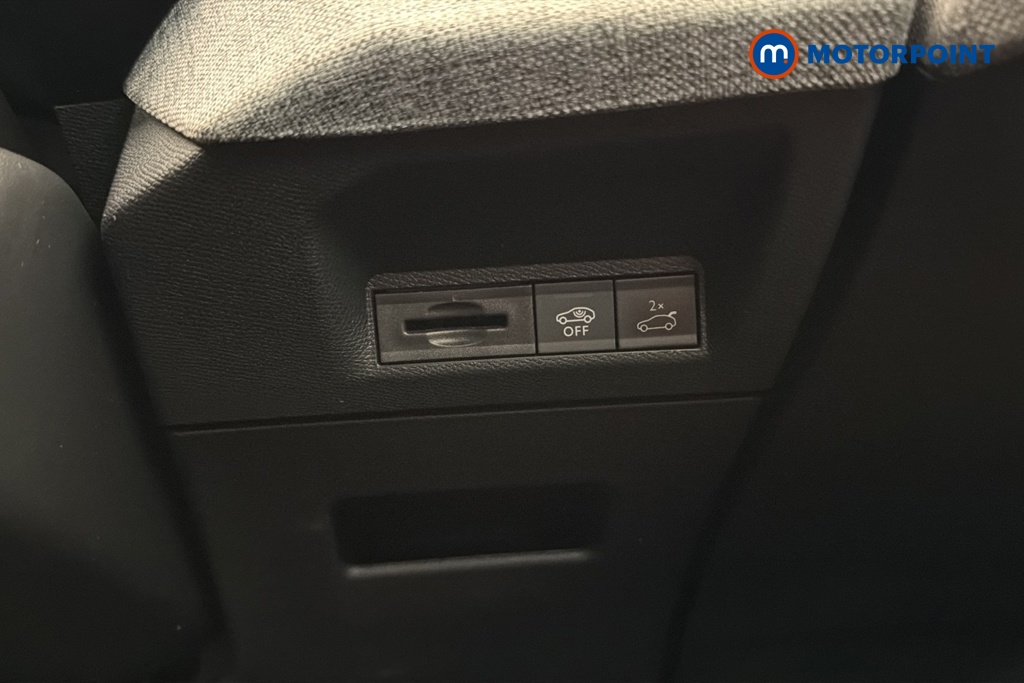 Peugeot 3008 GT Automatic Petrol SUV - Stock Number (1678228) - 11th supplementary image