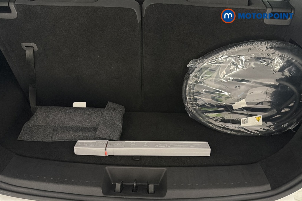 Chery Tiggo 8 Summit Automatic Petrol Plug-In Hybrid SUV - Stock Number (1678290) - 30th supplementary image