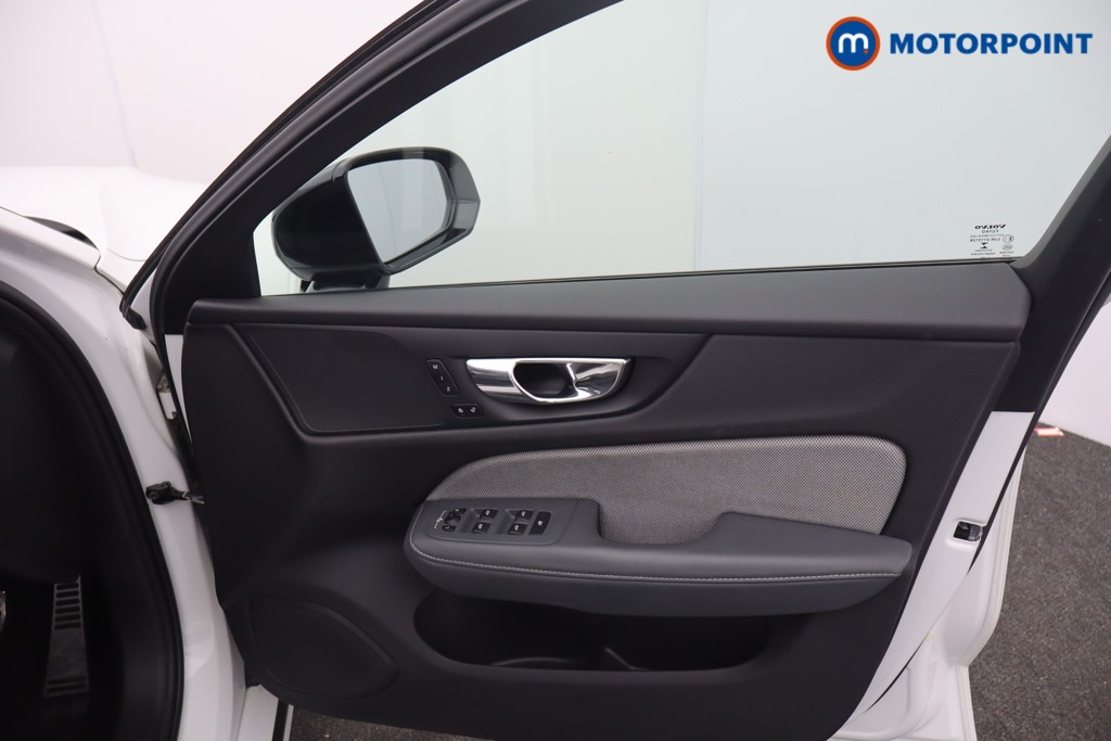 Volvo S60 R Design Plus Automatic Petrol Saloon - Stock Number (1678486) - 9th supplementary image