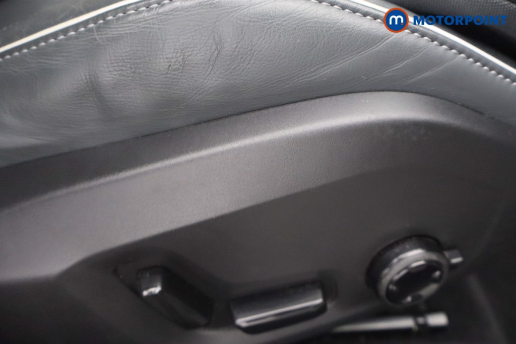 Volvo S60 R Design Plus Automatic Petrol Saloon - Stock Number (1678486) - 13th supplementary image