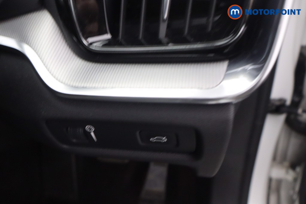 Volvo S60 R Design Plus Automatic Petrol Saloon - Stock Number (1678486) - 14th supplementary image
