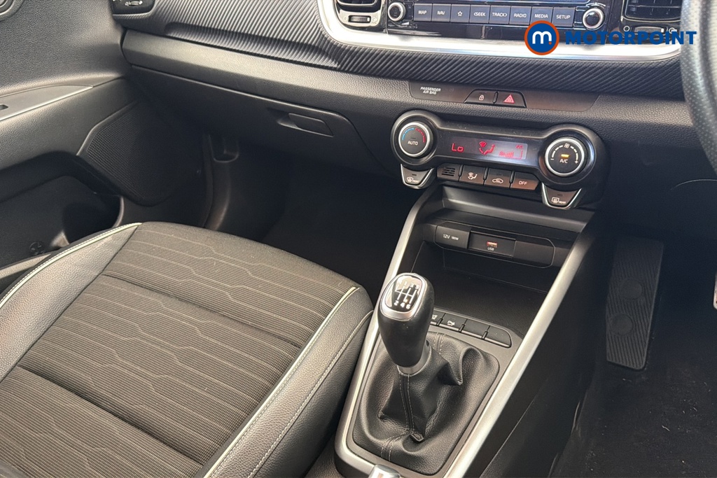 KIA Stonic Gt-Line Manual Petrol SUV - Stock Number (1678652) - 15th supplementary image