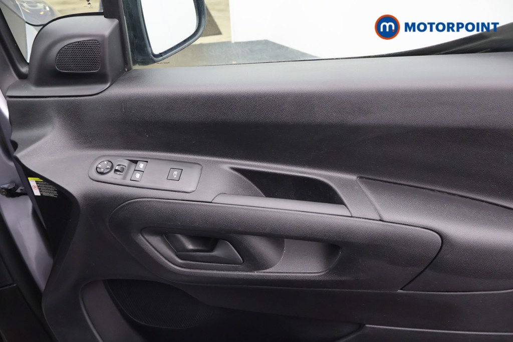 Peugeot Partner Professional Automatic Diesel Panel Van - Stock Number (1678711) - 13th supplementary image