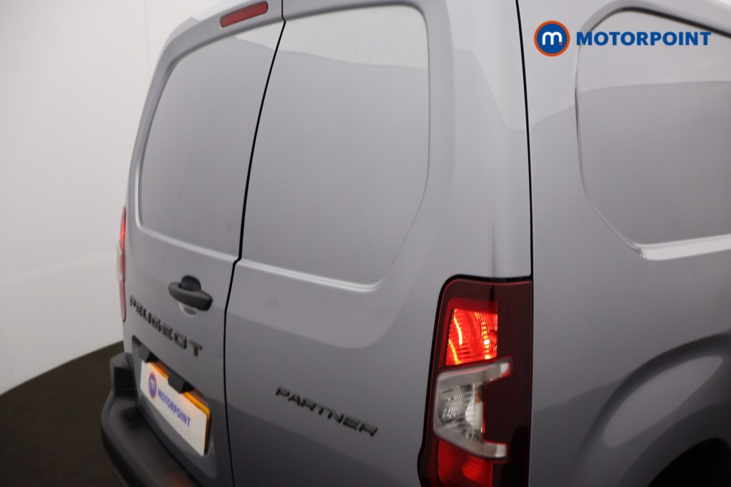 Peugeot Partner Professional Automatic Diesel Panel Van - Stock Number (1678711) - 22nd supplementary image
