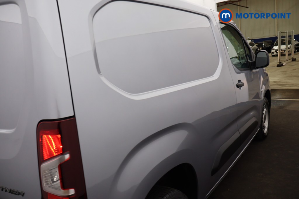 Peugeot Partner Professional Automatic Diesel Panel Van - Stock Number (1678711) - 23rd supplementary image