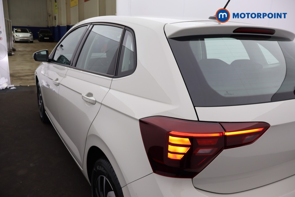 Volkswagen Polo Life Manual Petrol Hatchback - Stock Number (1678816) - 24th supplementary image