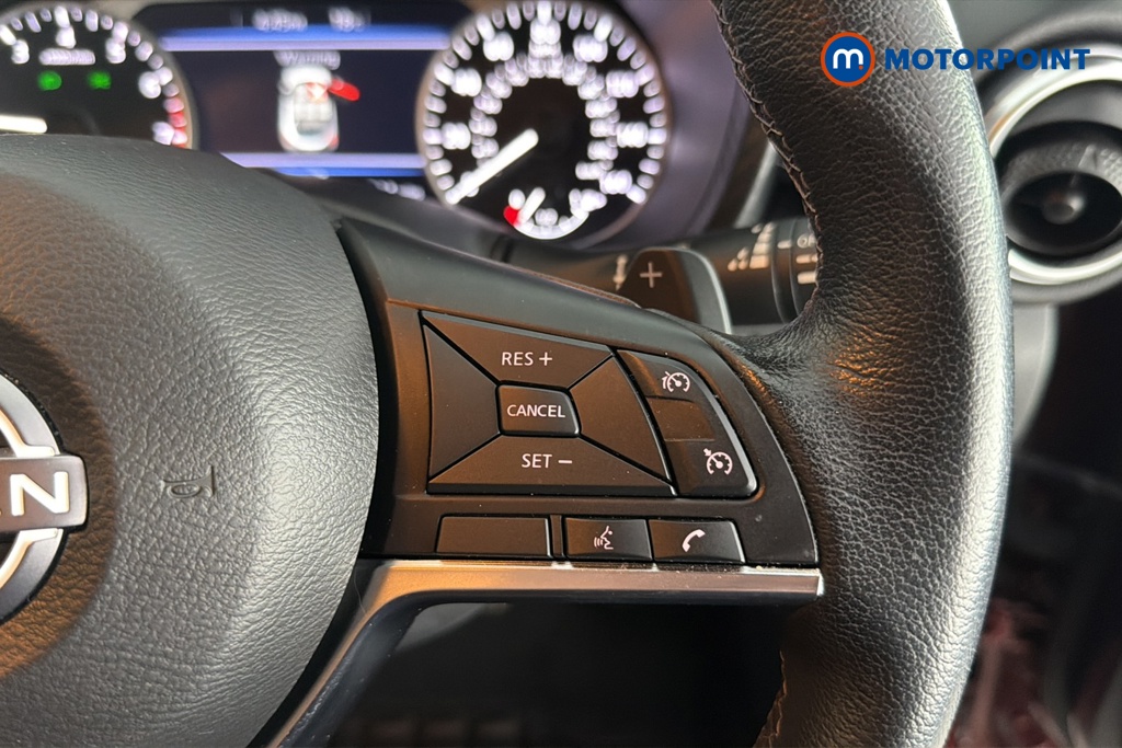 Nissan Juke N-Connecta Automatic Petrol SUV - Stock Number (1679632) - 3rd supplementary image