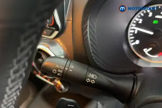 Nissan Juke N-Connecta Automatic Petrol SUV - Stock Number (1679632) - 5th supplementary image