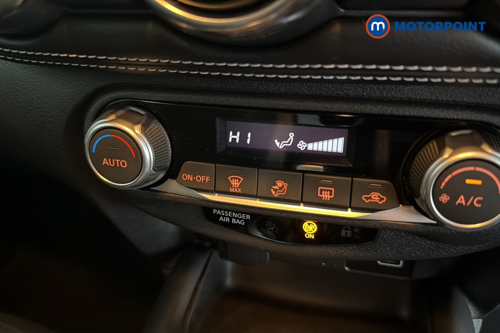 Nissan Juke N-Connecta Automatic Petrol SUV - Stock Number (1679632) - 12th supplementary image