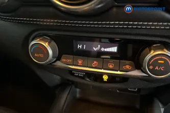 Nissan Juke N-Connecta Automatic Petrol SUV - Stock Number (1679632) - 12th supplementary image
