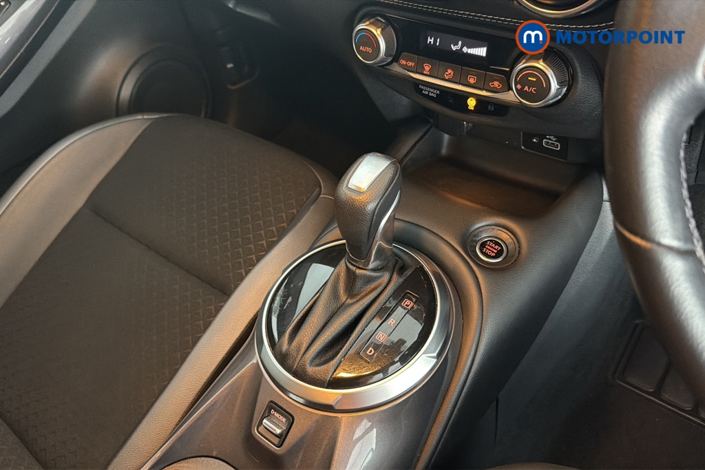 Nissan Juke N-Connecta Automatic Petrol SUV - Stock Number (1679632) - 15th supplementary image