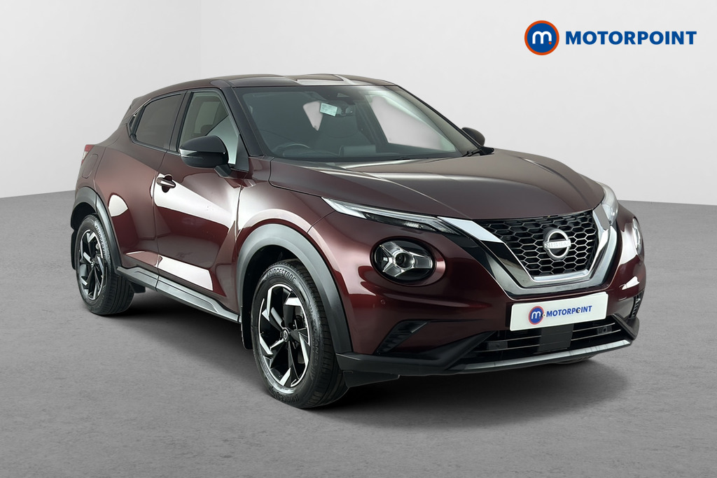 Nissan Juke N-Connecta Automatic Petrol SUV - Stock Number (1679632) - Drivers side front corner