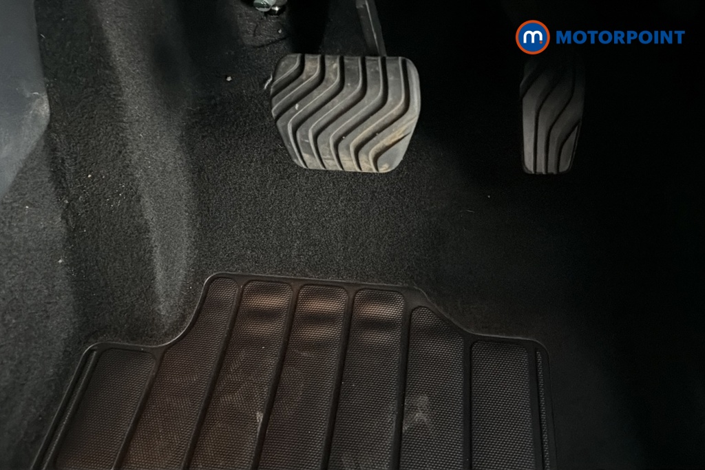 Nissan Juke N-Connecta Automatic Petrol SUV - Stock Number (1679632) - 24th supplementary image