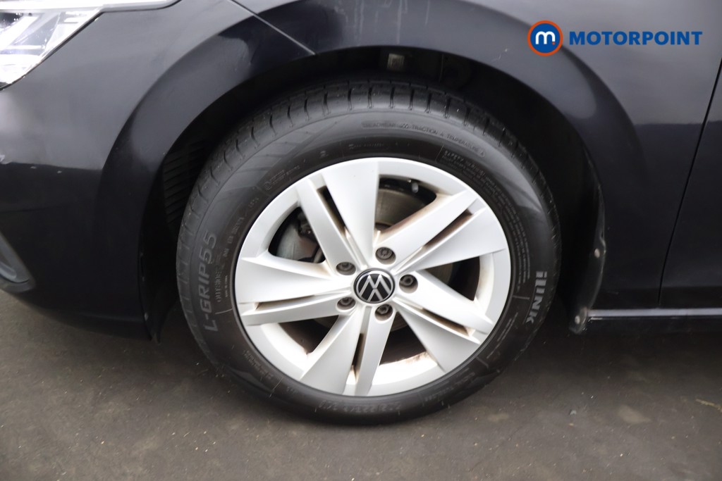 Volkswagen Golf Life Automatic Diesel Hatchback - Stock Number (1679657) - 32nd supplementary image