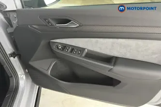 Volkswagen Golf R-Line Automatic Diesel Hatchback - Stock Number (1679993) - 18th supplementary image