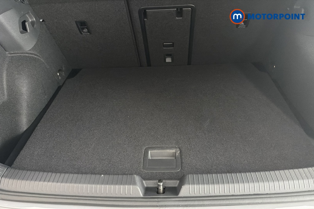 Volkswagen Golf R-Line Automatic Diesel Hatchback - Stock Number (1679993) - 30th supplementary image