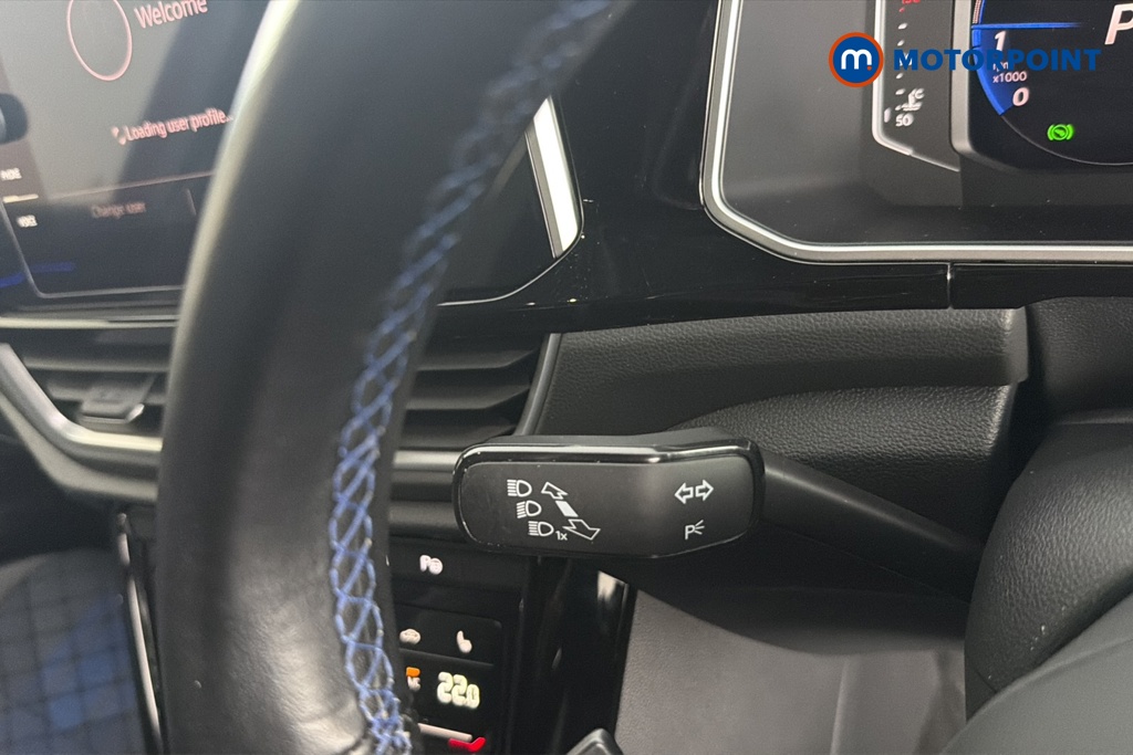 Volkswagen T-Roc R Automatic Petrol SUV - Stock Number (1679998) - 5th supplementary image