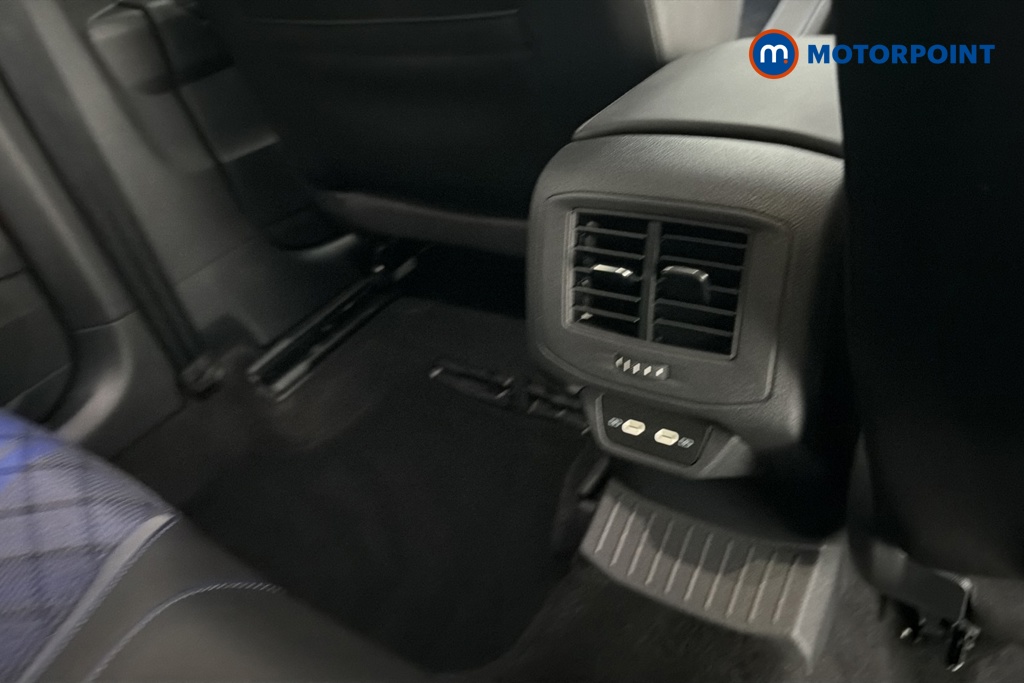 Volkswagen T-Roc R Automatic Petrol SUV - Stock Number (1679998) - 28th supplementary image