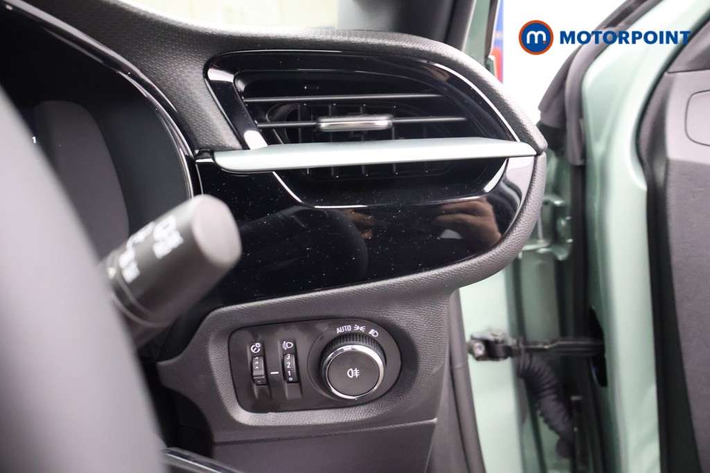 Vauxhall Corsa YES Manual Petrol Hatchback - Stock Number (1639770) - 7th supplementary image