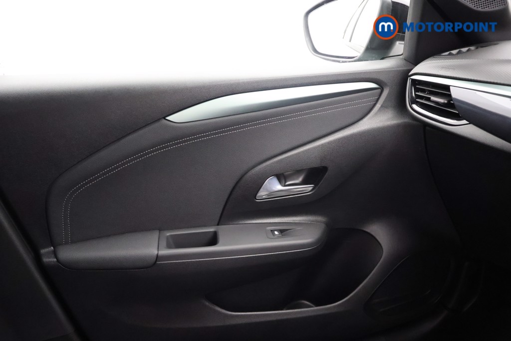 Vauxhall Corsa YES Manual Petrol Hatchback - Stock Number (1639770) - 12th supplementary image