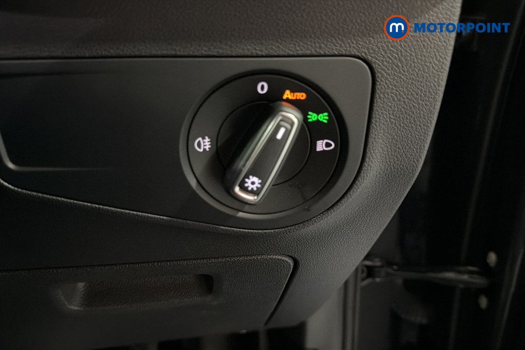 Volkswagen Tiguan Life Automatic Petrol SUV - Stock Number (1653036) - 11th supplementary image