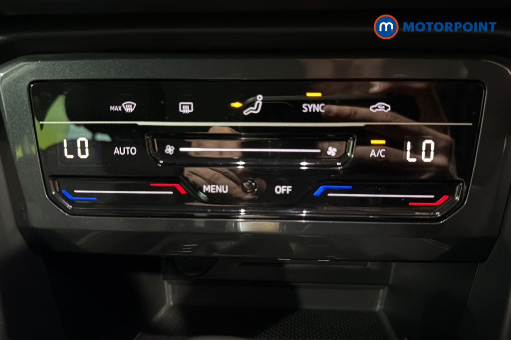 Volkswagen Tiguan Life Automatic Petrol SUV - Stock Number (1653036) - 12th supplementary image